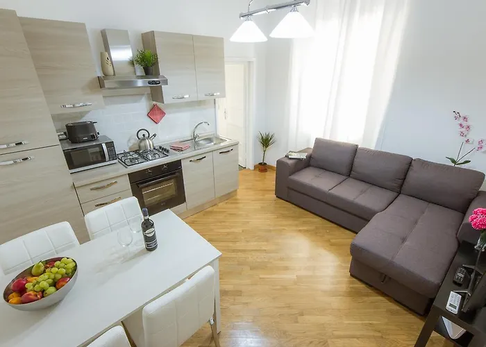 Stylisch Canacci 2 Bedroom Apartmán *
