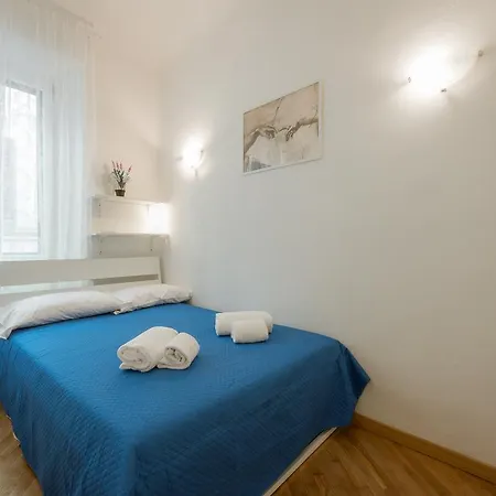 Canacci Stylish 2 Bedroom *
