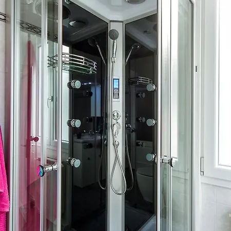 Canacci Stylish 2 Bedroom Appartamento *