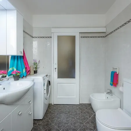 Appartamento Canacci Stylish 2 Bedroom Firenze
