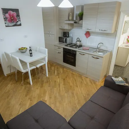 Appartamento Canacci Stylish 2 Bedroom Firenze
